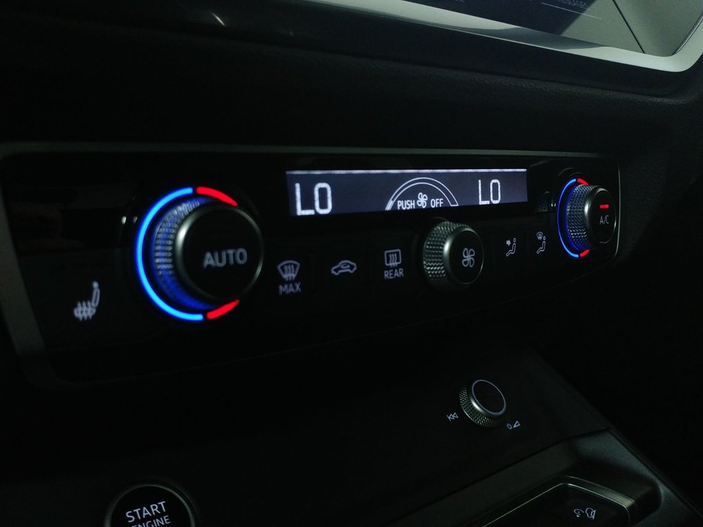 Audi Q3 TECHNIK S-LINE ADV DRIVER ASSIST|TOIT|B&O|CARPLAY 2021 à Laval, Québec - 15 - w1024h768px