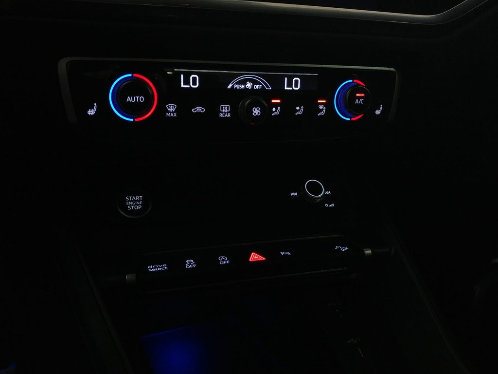 2022  Q3 PROGRESSIV S-LINE BLACK PACK TOIT | CARPLAY|CAMERA in Laval, Quebec - 15 - w1024h768px