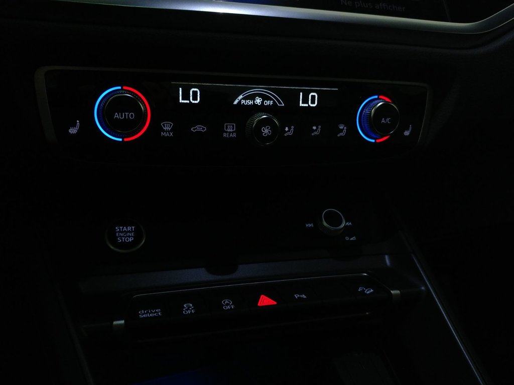 2022 Audi Q3 TECHNIK S-LINE BLACK PACK | TOIT | CARPLAY | SONOS in Laval, Quebec - 15 - w1024h768px