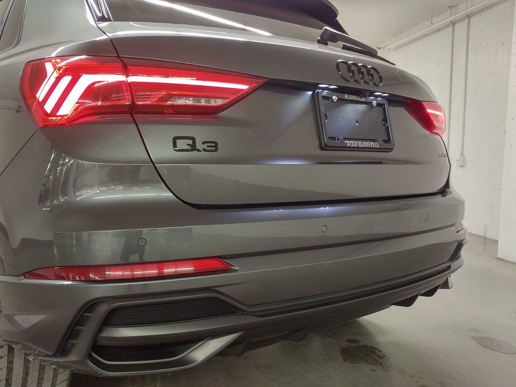 2022 Audi Q3 TECHNIK S-LINE BLACK PACK | TOIT | CARPLAY | SONOS in Laval, Quebec - 20 - w1024h768px