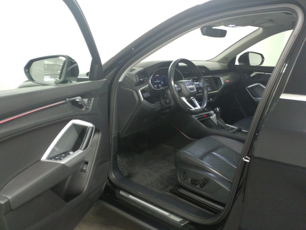 Audi Q3 PROGRESSIV QUATTRO TOIT PANO|CRAPLAY|CAMERA 2022 à Laval, Québec - 12 - w1024h768px