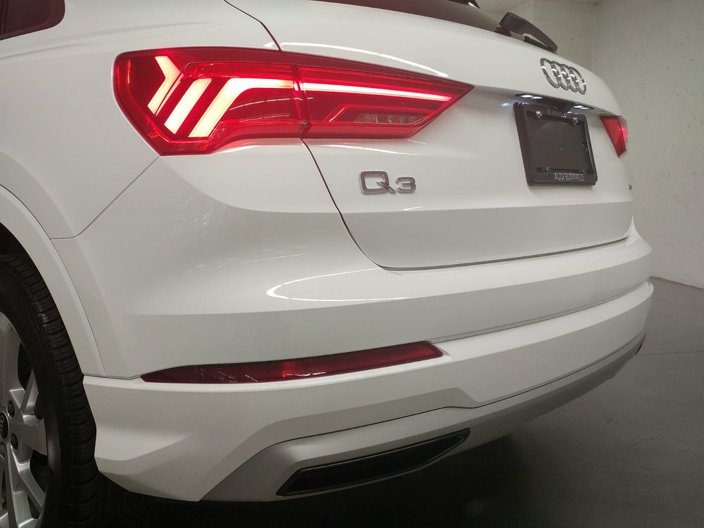 2022 Audi Q3 45 KOMFORT QUATTRO TOIT PANO|CARPLAY|CAMERA in Laval, Quebec - 20 - w1024h768px
