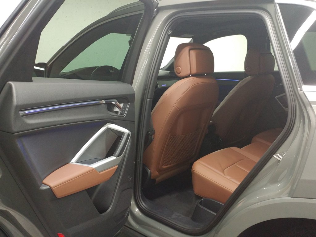 2022 Audi Q3 PROGRESSIV QUATTRO TOIT|ANGLE MORT|CRAPLAY|CAMERA in Laval, Quebec - 9 - w1024h768px