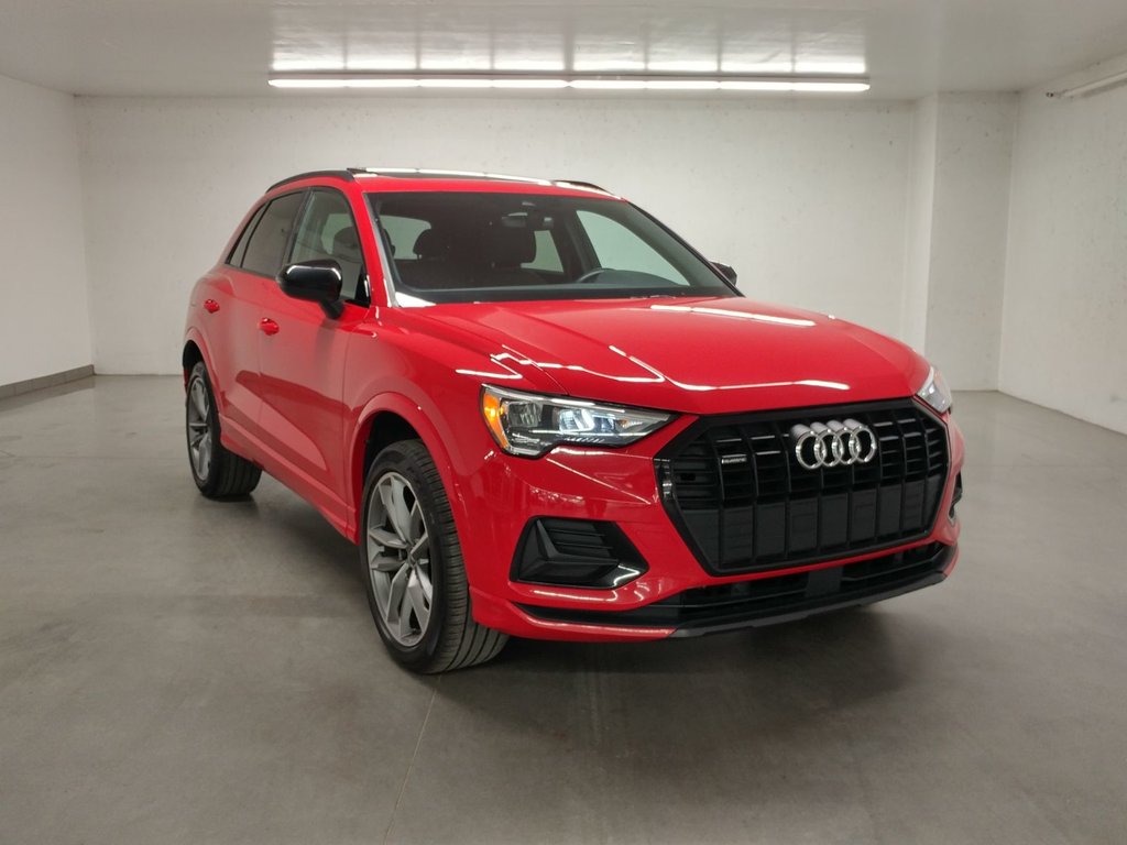 2022 Audi Q3 KOMFORT QUATTRO VORSPRUNG TOIT|ANGLE MORT|CARPLAY in Laval, Quebec - 1 - w1024h768px