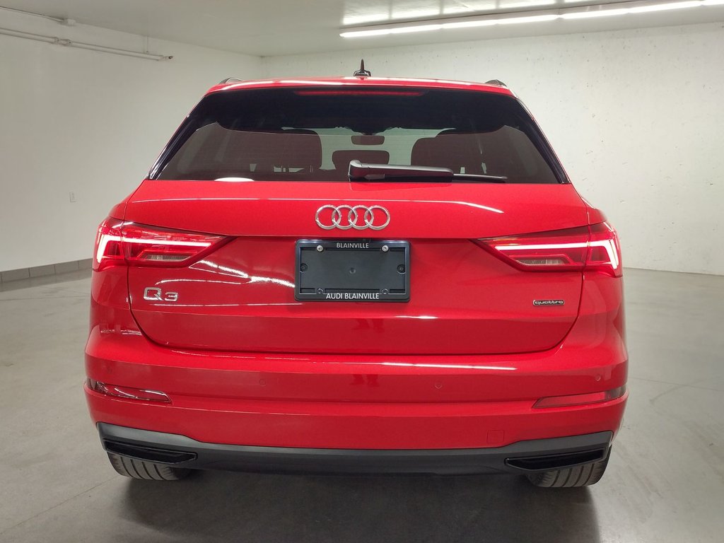 2022 Audi Q3 KOMFORT QUATTRO VORSPRUNG TOIT|ANGLE MORT|CARPLAY in Laval, Quebec - 5 - w1024h768px