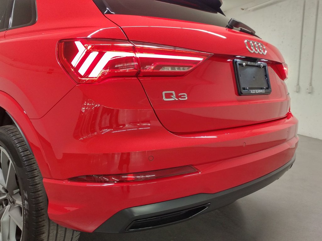 2022 Audi Q3 KOMFORT QUATTRO VORSPRUNG TOIT|ANGLE MORT|CARPLAY in Laval, Quebec - 20 - w1024h768px