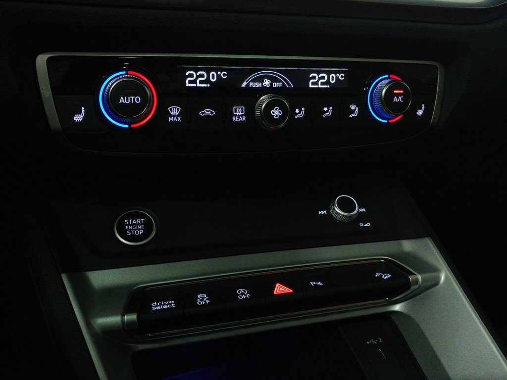 2022 Audi Q3 PROGRESSIV QUATTRO TOIT PANO|ANGLE MORT|CARPLAY in Laval, Quebec - 15 - w1024h768px