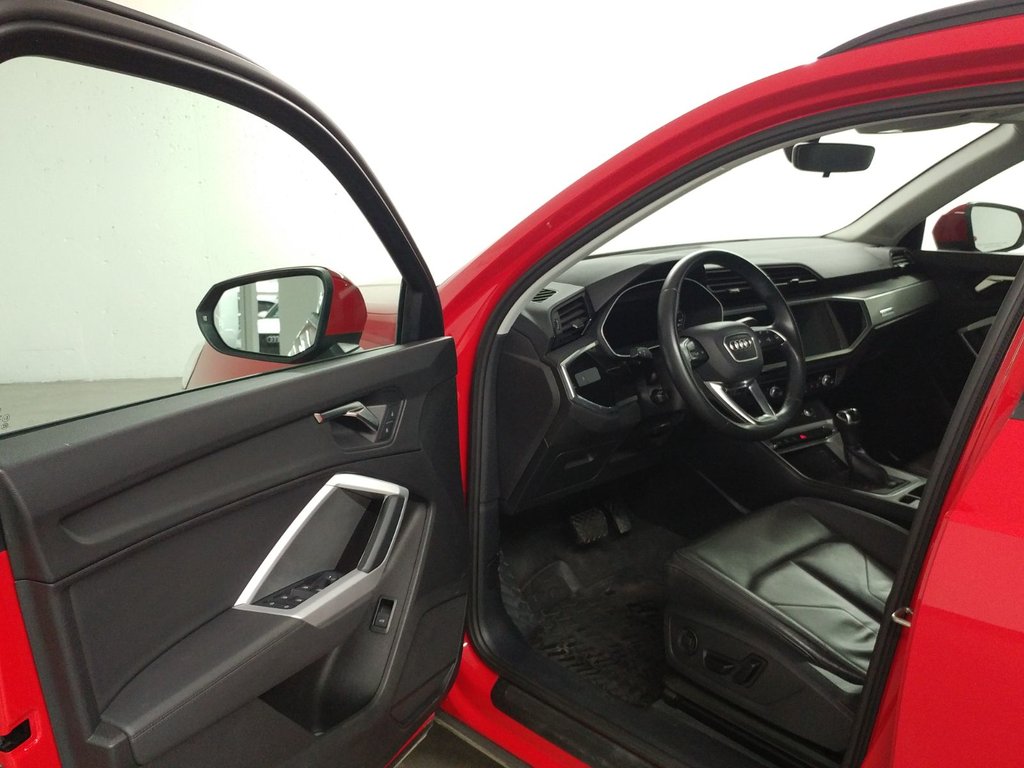 2022 Audi Q3 KOMFORT QUATTRO TOIT PANO|CARPLAY|CAMERA in Laval, Quebec - 11 - w1024h768px