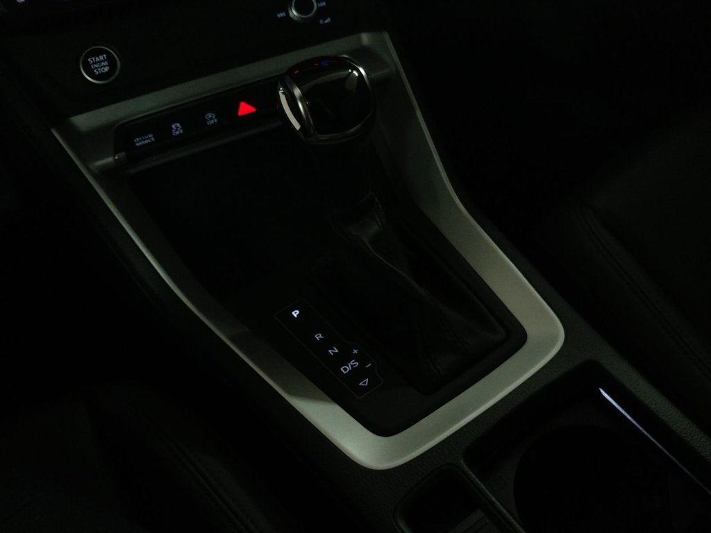 2022 Audi Q3 KOMFORT QUATTRO TOIT PANO|CARPLAY|CAMERA in Laval, Quebec - 16 - w1024h768px