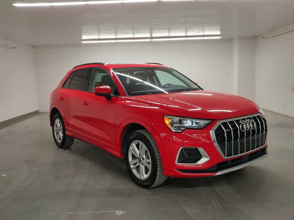 2022 Audi Q3 KOMFORT QUATTRO TOIT PANO|CARPLAY|CAMERA in Laval, Quebec - 1 - w1024h768px