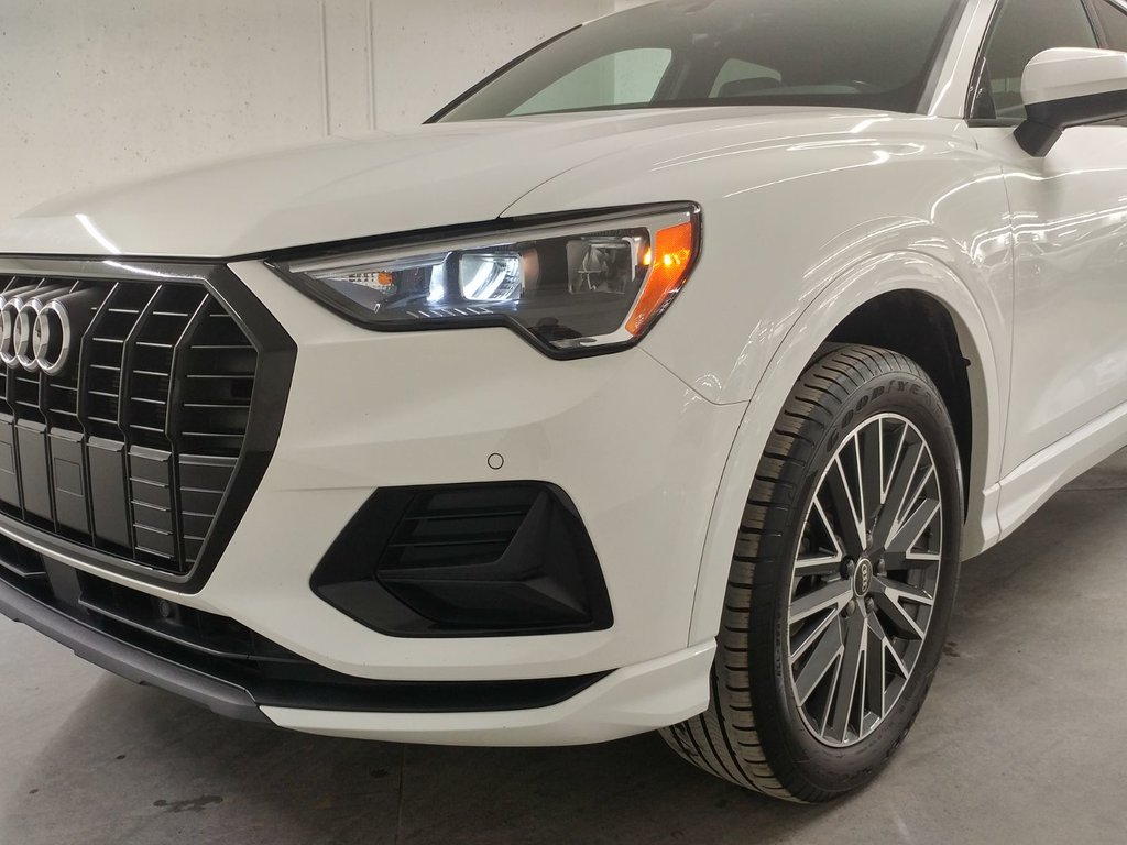 2022 Audi Q3 KOMFORT QUATTRO CANADA EDITION BLACK OPTIC|TOIT in Laval, Quebec - 6 - w1024h768px