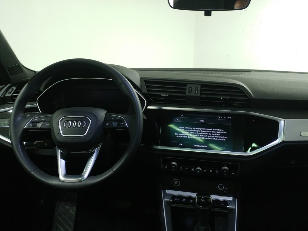 2022 Audi Q3 KOMFORT QUATTRO CANADA EDITION BLACK OPTIC|TOIT in Laval, Quebec - 10 - w1024h768px