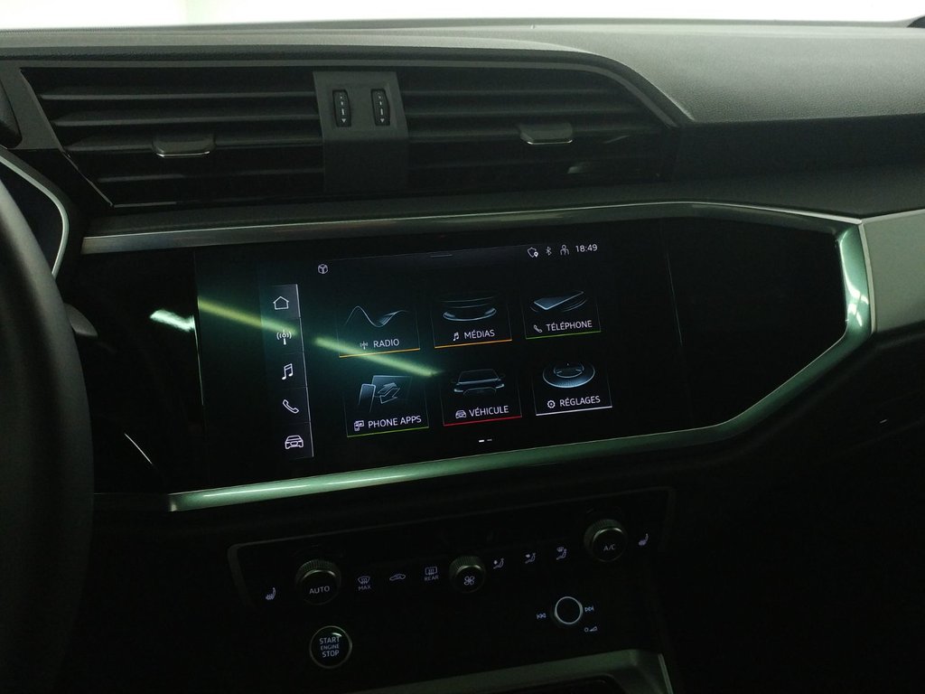 2022 Audi Q3 KOMFORT QUATTRO CANADA EDITION BLACK OPTIC|TOIT in Laval, Quebec - 14 - w1024h768px