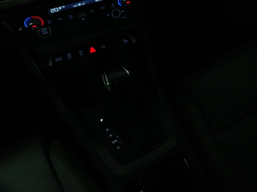 2022 Audi Q3 PROGRESSIV S-LINE BLACK PACK TOIT|CARPLAY|CAMERA in Laval, Quebec - 16 - w1024h768px