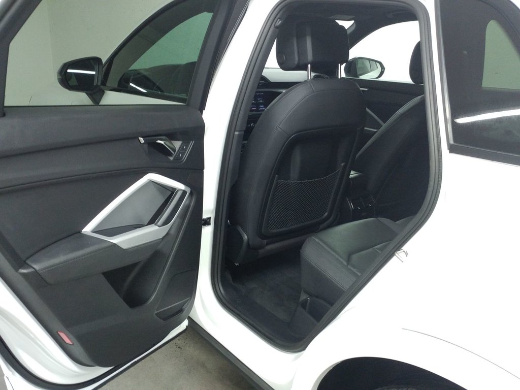 2022 Audi Q3 KOMFORT VORSPRUNG BLACK OPTICS TOIT|CARPLAY|CAMERA in Laval, Quebec - 9 - w1024h768px