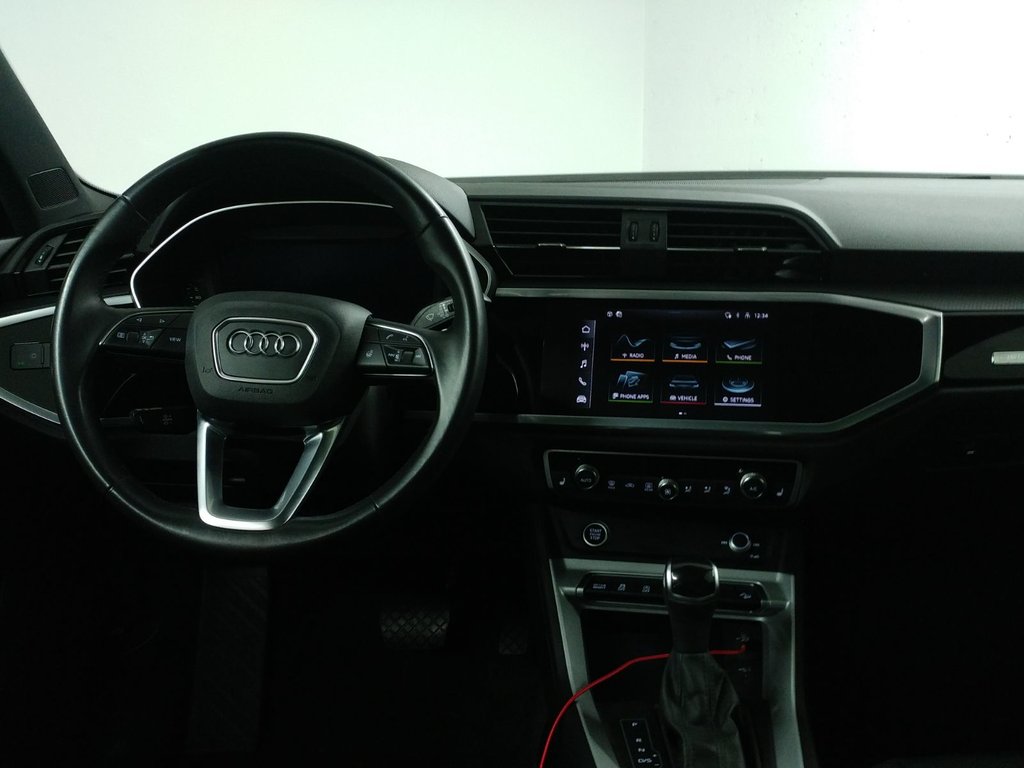 2022 Audi Q3 KOMFORT VORSPRUNG BLACK OPTICS TOIT|CARPLAY|CAMERA in Laval, Quebec - 10 - w1024h768px