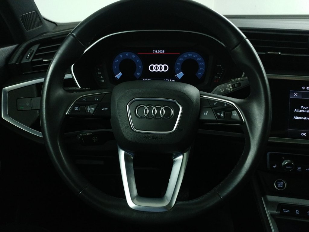 2022 Audi Q3 KOMFORT VORSPRUNG BLACK OPTICS TOIT|CARPLAY|CAMERA in Laval, Quebec - 17 - w1024h768px