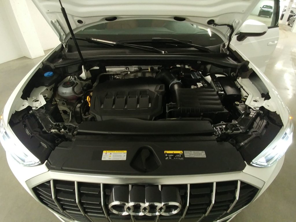 Audi Q3 45 KOMFORT QUATTRO TOIT PANO|CARPLAY|CAMERA 2023 à Laval, Québec - 16 - w1024h768px