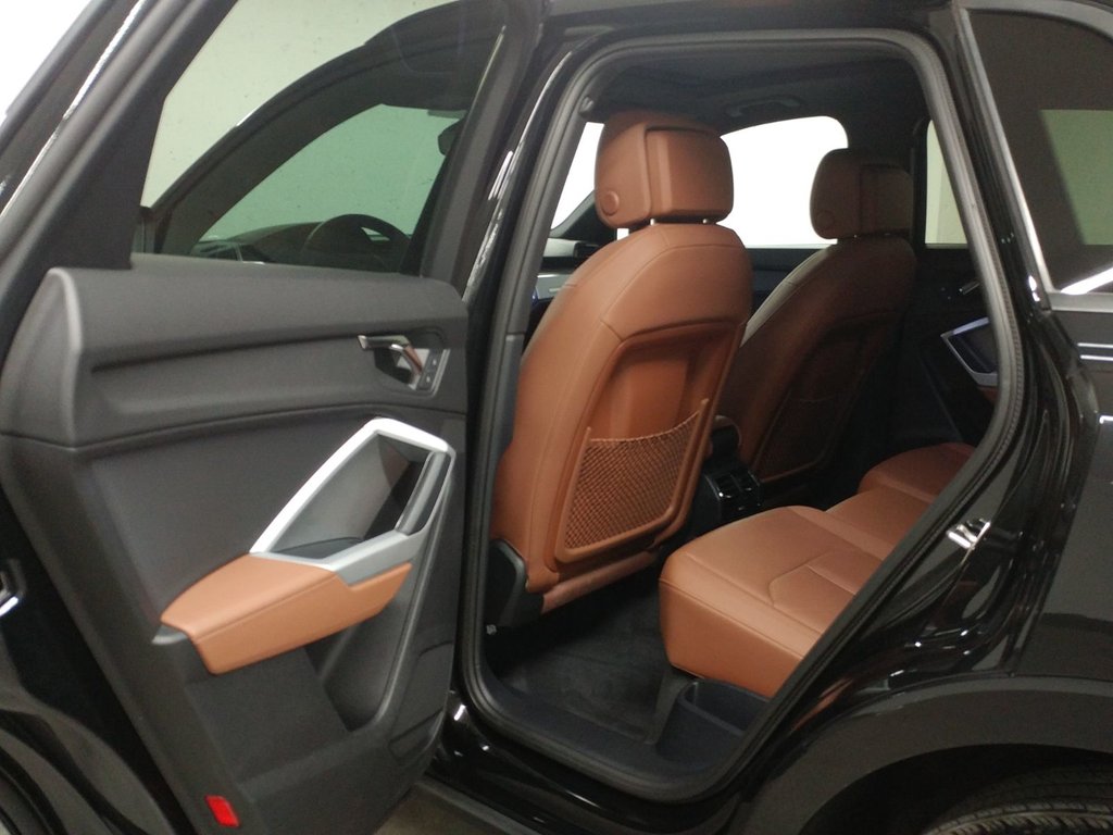 2023 Audi Q3 45 KOMFORT QUATTRO TOIT PANO|CARPLAY|CAMERA in Laval, Quebec - 9 - w1024h768px