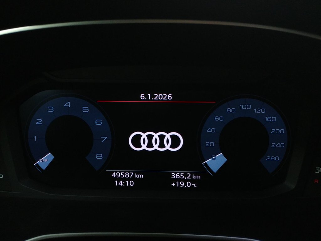 2023 Audi Q3 45 KOMFORT QUATTRO TOIT PANO|CARPLAY|CAMERA in Laval, Quebec - 13 - w1024h768px