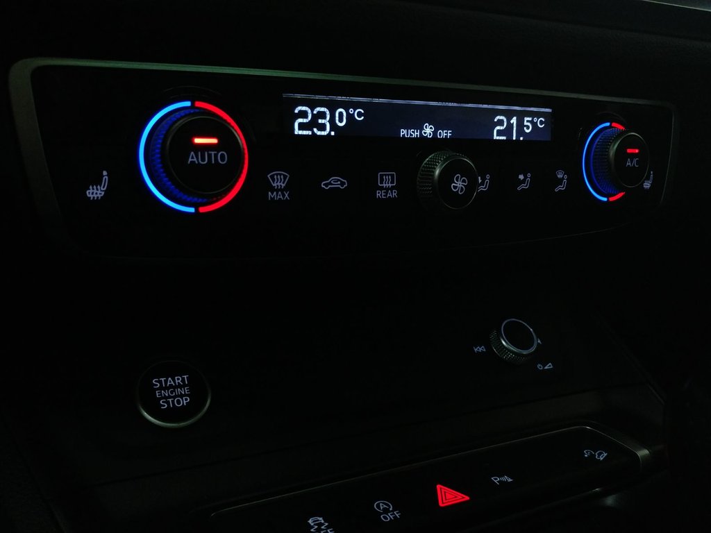 2023 Audi Q3 45 PROGRESSIV S-LINE BLACK PACK TOIT|ANGLE MORT in Laval, Quebec - 15 - w1024h768px