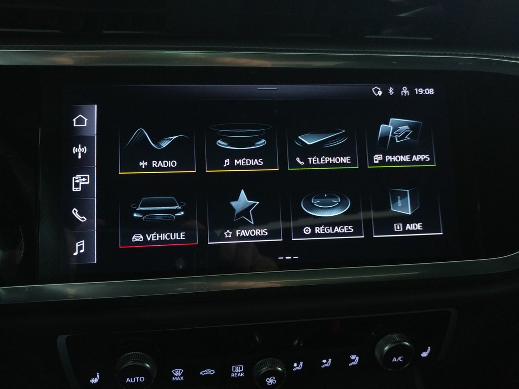 2023 Audi Q3 45 PROGRESSIV S-LINE BLACK OPTIC TOIT|CARPLAY in Laval, Quebec - 14 - w1024h768px