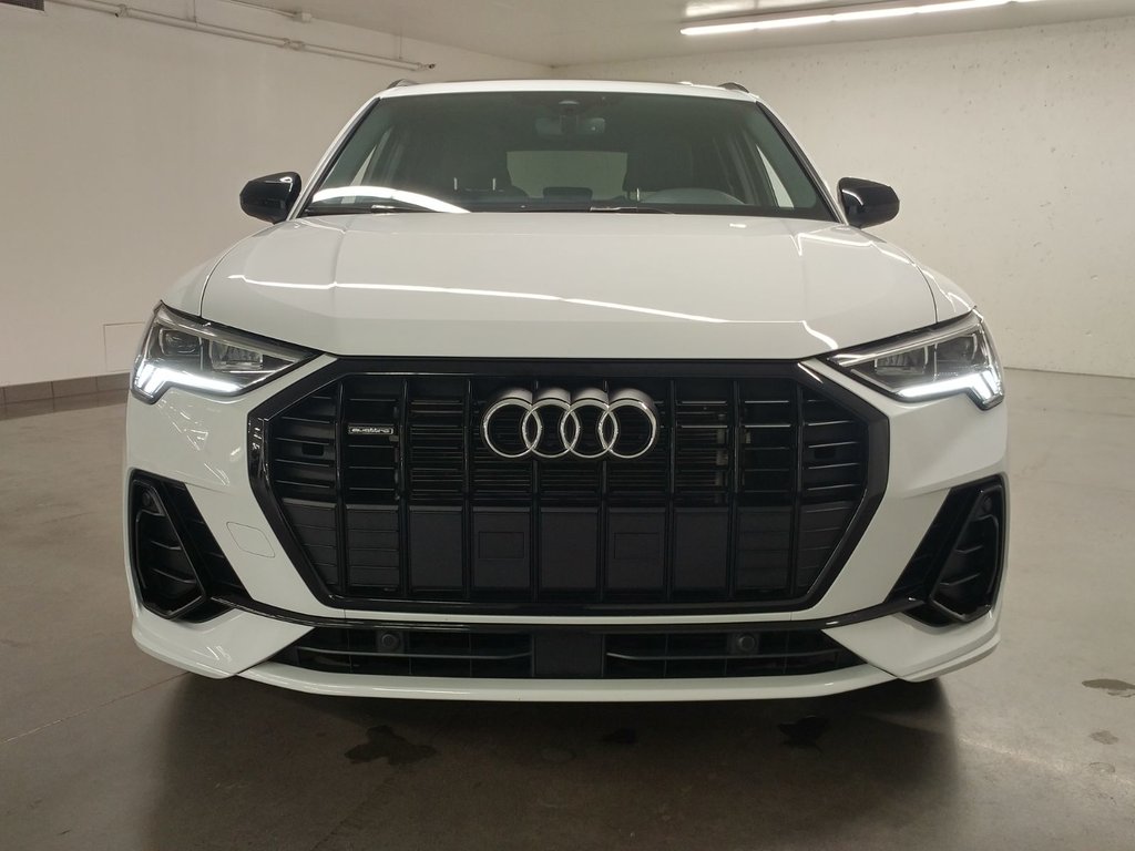 2023 Audi Q3 45 PROGRESSIV S-LINE BLACK OPTIC TOIT|CARPLAY in Laval, Quebec - 2 - w1024h768px