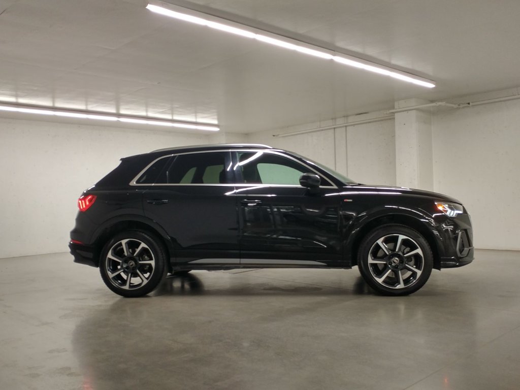 Audi Q3 TECHNIK S-LINE QUATTRO ADV DRIVER ASSIST |CARPLAY 2024 à Laval, Québec - 3 - w1024h768px