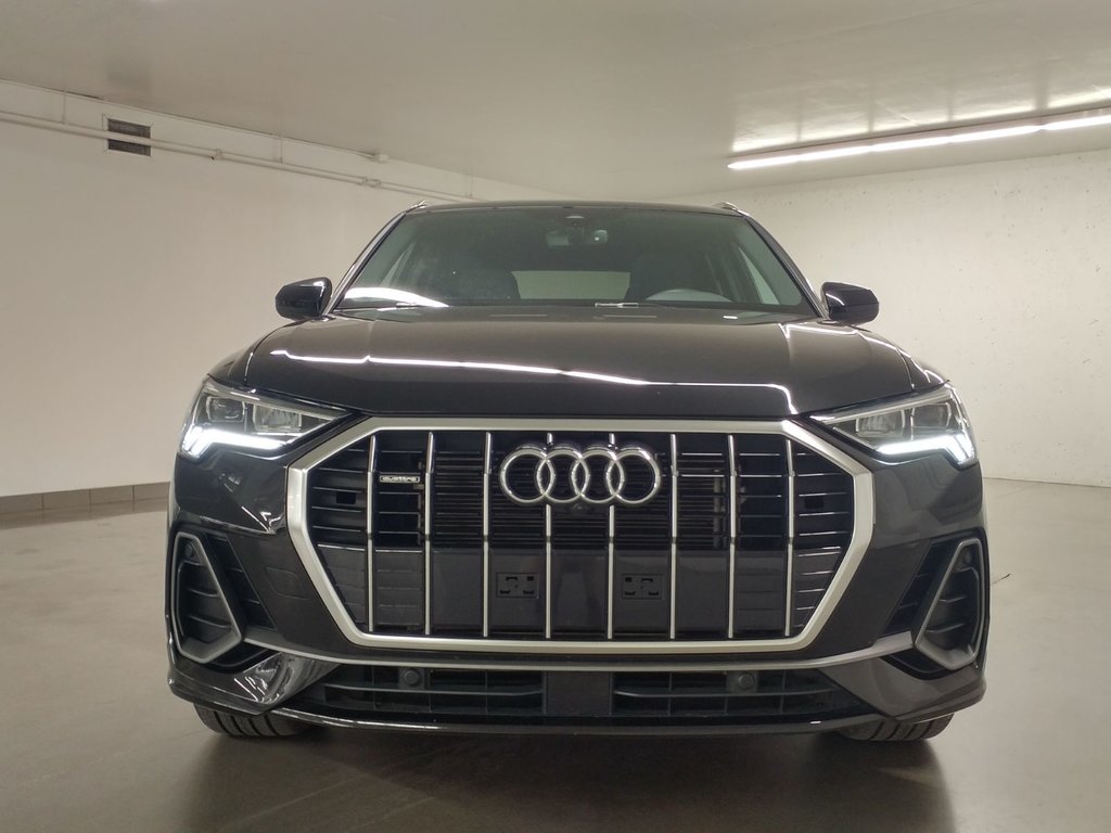 Audi Q3 TECHNIK S-LINE QUATTRO ADV DRIVER ASSIST |CARPLAY 2024 à Laval, Québec - 2 - w1024h768px