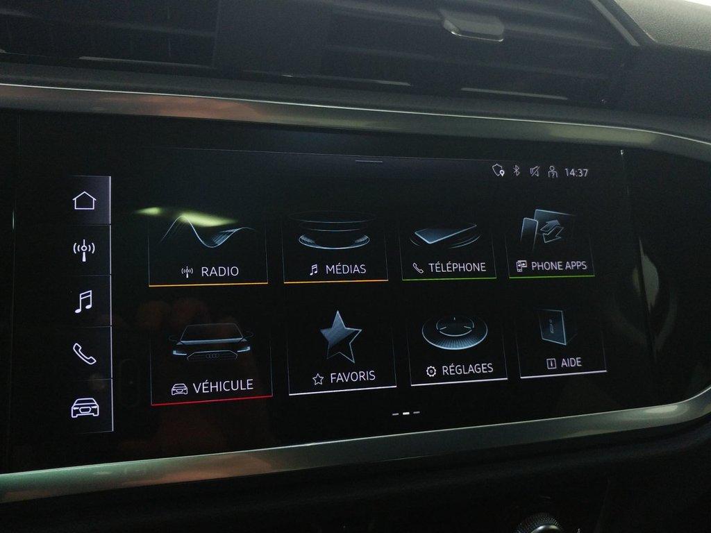Audi Q3 KOMFORT QUATTRO TOIT | CAMERA | CARPLAY 2024 à Laval, Québec - 14 - w1024h768px