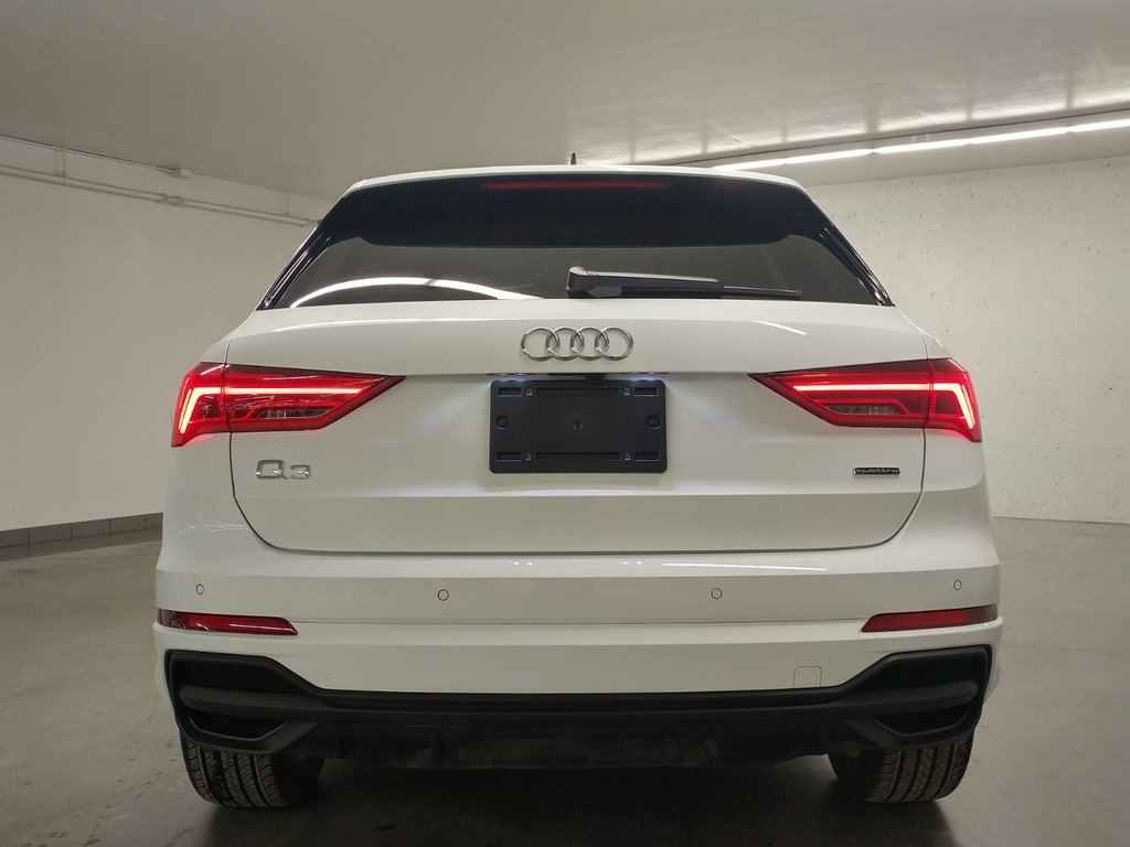2024 Audi Q3 45 KOMFORT QUATTRO TOIT | CARPLAY | CAMERA in Laval, Quebec - 5 - w1024h768px
