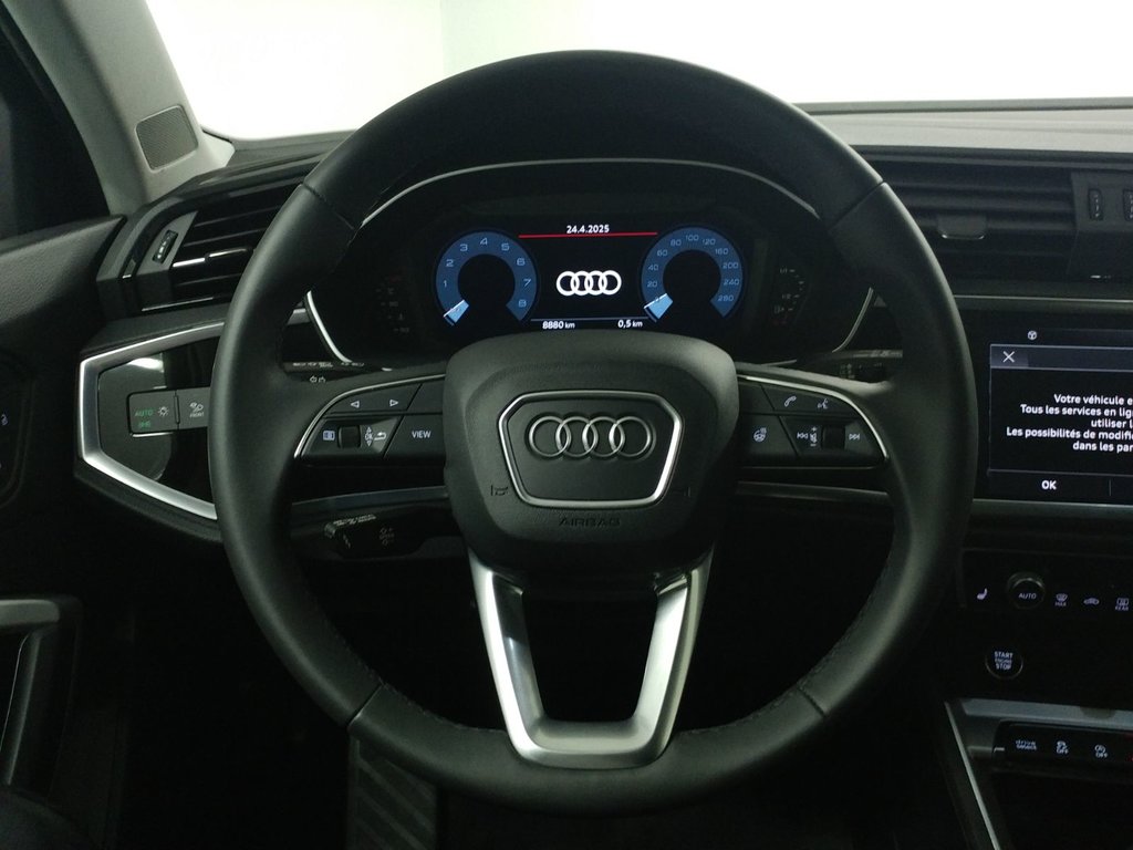 2024 Audi Q3 45 KOMFORT QUATTRO TOIT | CARPLAY | CAMERA in Laval, Quebec - 17 - w1024h768px