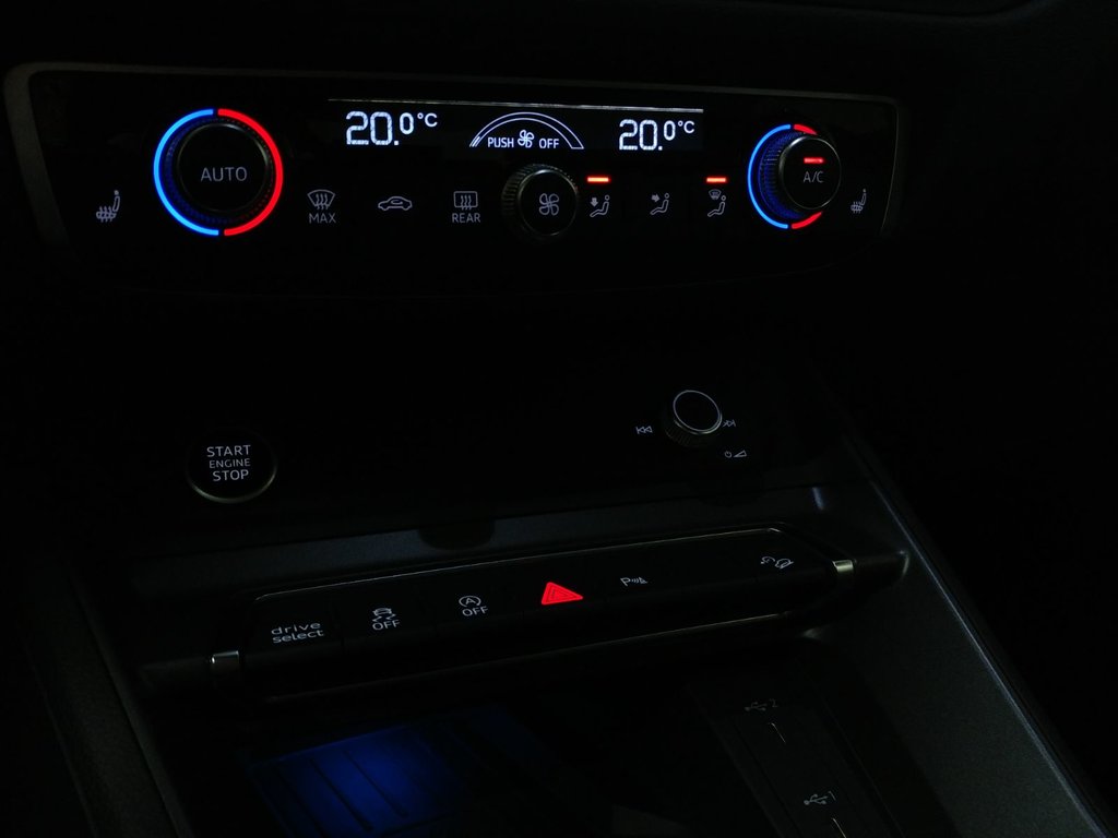 Audi Q3 TECHNIK S-LINE BLACK OPTIC | TOIT | NAVI | CARPLAY 2024 à Laval, Québec - 15 - w1024h768px