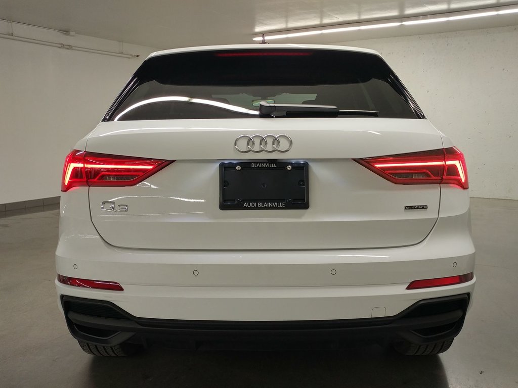 Audi Q3 45 KOMFORT QUATTRO TOIT | CAMERA | CARPLAY 2024 à Laval, Québec - 5 - w1024h768px
