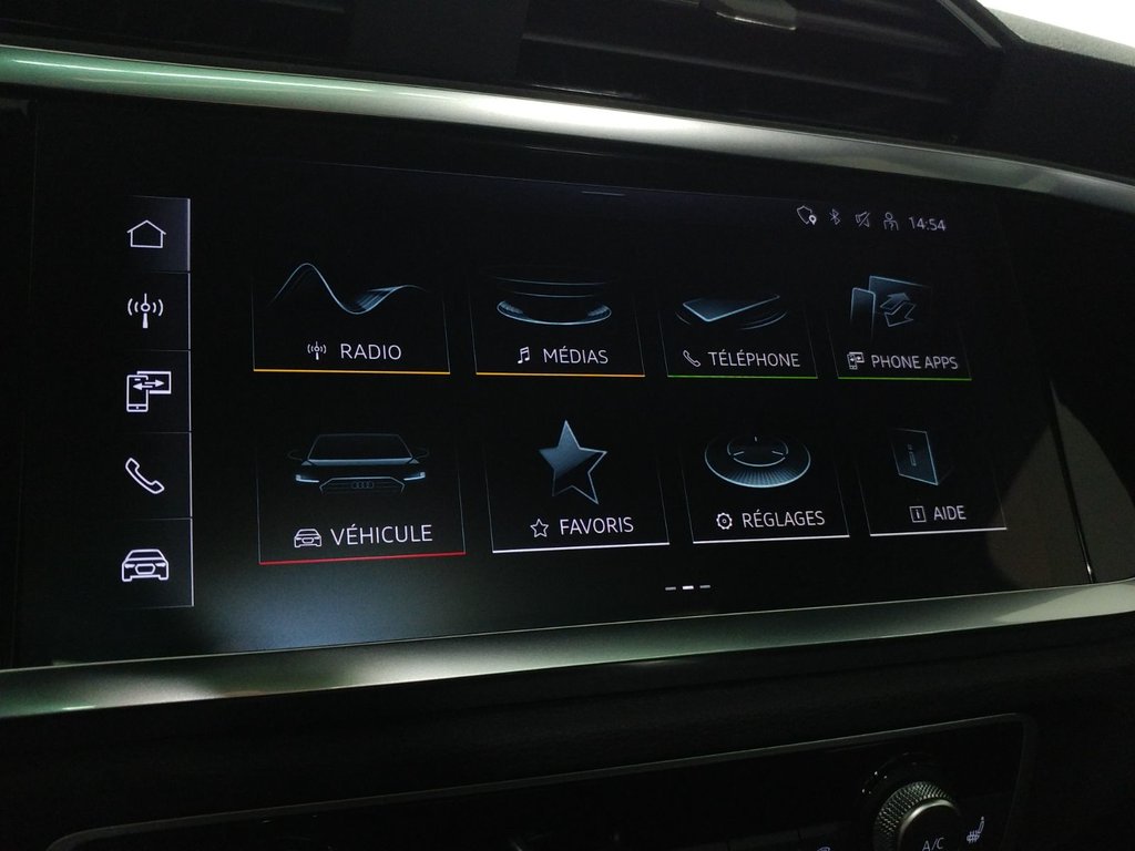 2024 Audi Q3 45 KOMFORT QUATTRO VORSPRUNG TOIT PANO|ANGLE MORT in Laval, Quebec - 14 - w1024h768px