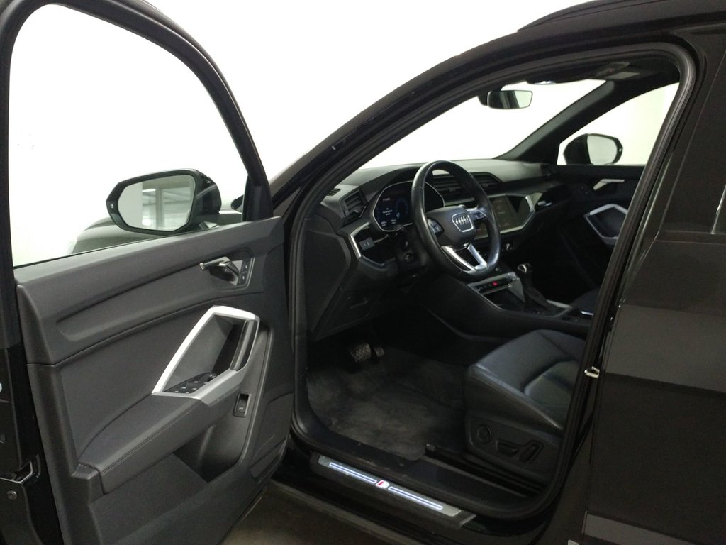 2024 Audi Q3 45 KOMFORT QUATTRO VORSPRUNG TOIT PANO|ANGLE MORT in Laval, Quebec - 12 - w1024h768px