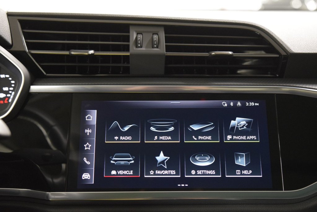 2024 Audi Q3 45 KOMFORT QUATTRO TOIT PANO|CARPLAY|CAMERA in Laval, Quebec - 20 - w1024h768px