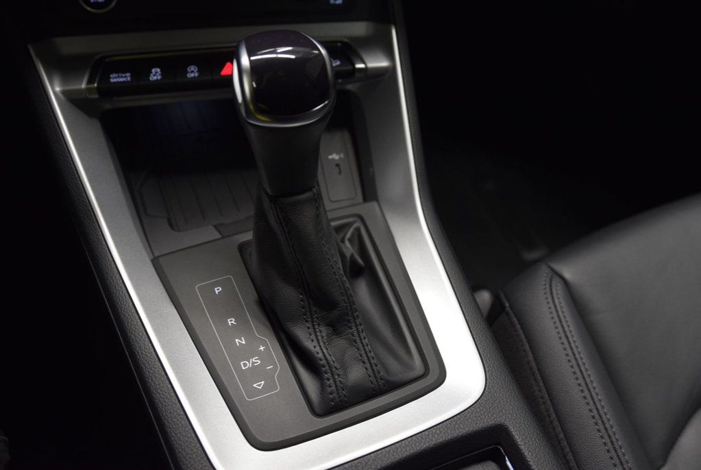 2024 Audi Q3 45 KOMFORT QUATTRO TOIT PANO|CARPLAY|CAMERA in Laval, Quebec - 23 - w1024h768px
