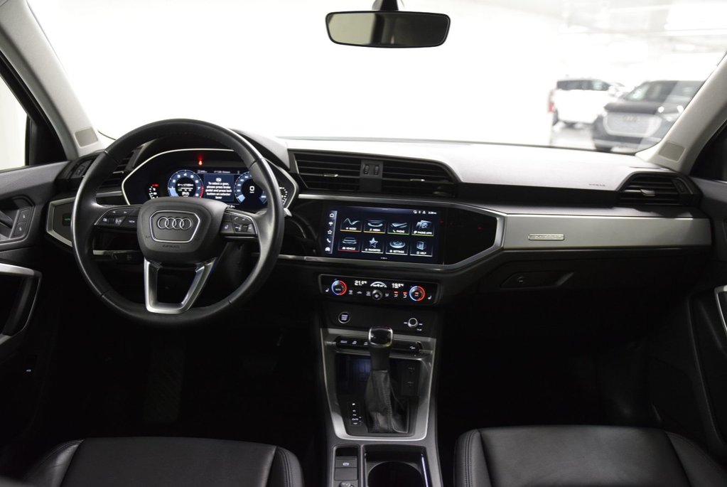2024 Audi Q3 45 KOMFORT QUATTRO TOIT PANO|CARPLAY|CAMERA in Laval, Quebec - 15 - w1024h768px