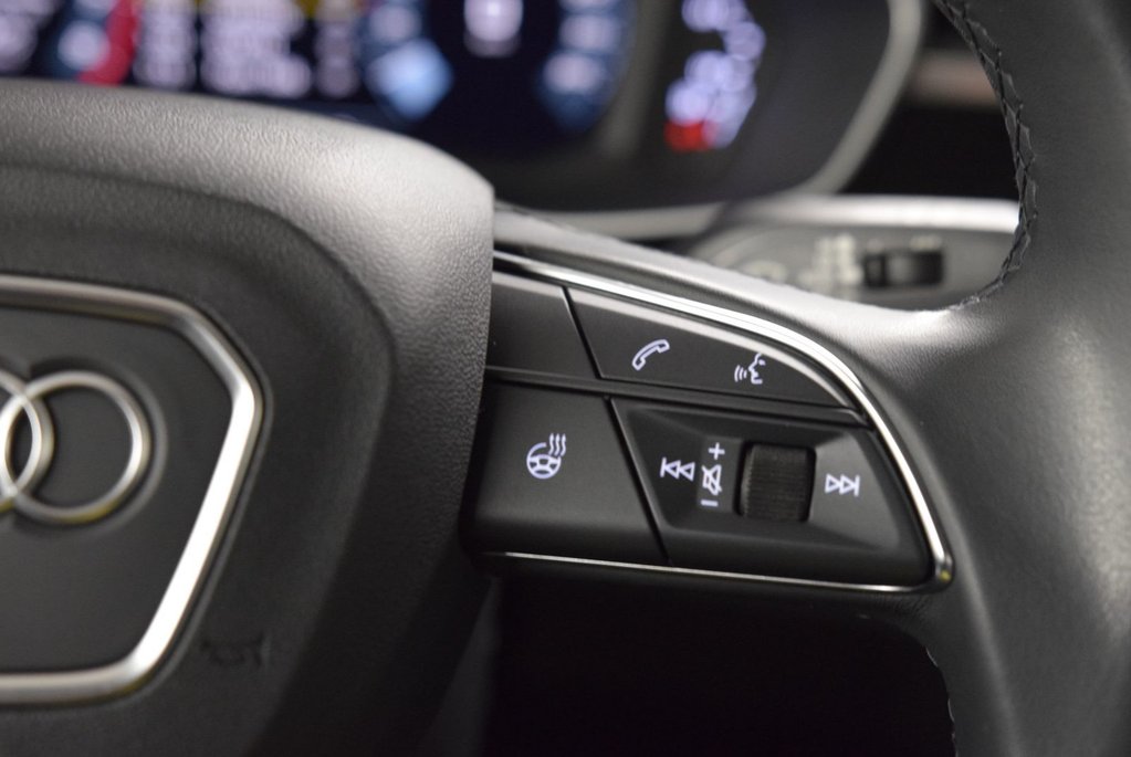 2024 Audi Q3 45 KOMFORT QUATTRO TOIT PANO|CARPLAY|CAMERA in Laval, Quebec - 18 - w1024h768px