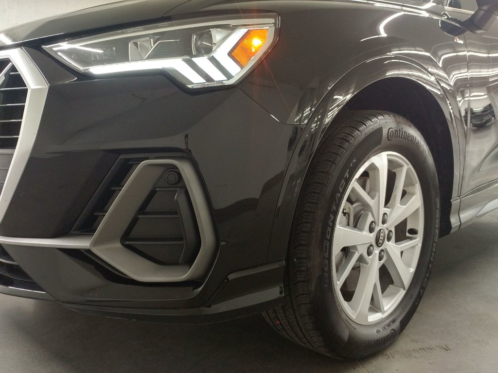 2025 Audi Q3 45 KOMFORT QUATTRO TOIT PANO|VOLANT CHAUFFANT in Laval, Quebec - 6 - w1024h768px