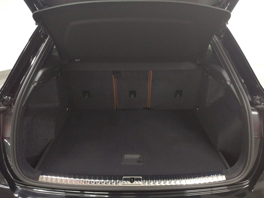 2025 Audi Q3 45 KOMFORT QUATTRO TOIT PANO|VOLANT CHAUFFANT in Laval, Quebec - 8 - w1024h768px