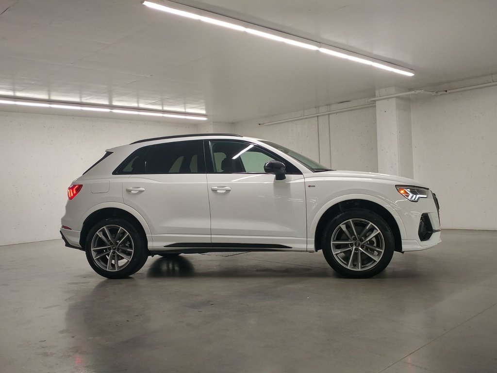 2025 Audi Q3 KOMFORT QUATTRO VORSPRUNG TOIT|CARPLAY|ANGLE MORT in Laval, Quebec - 3 - w1024h768px