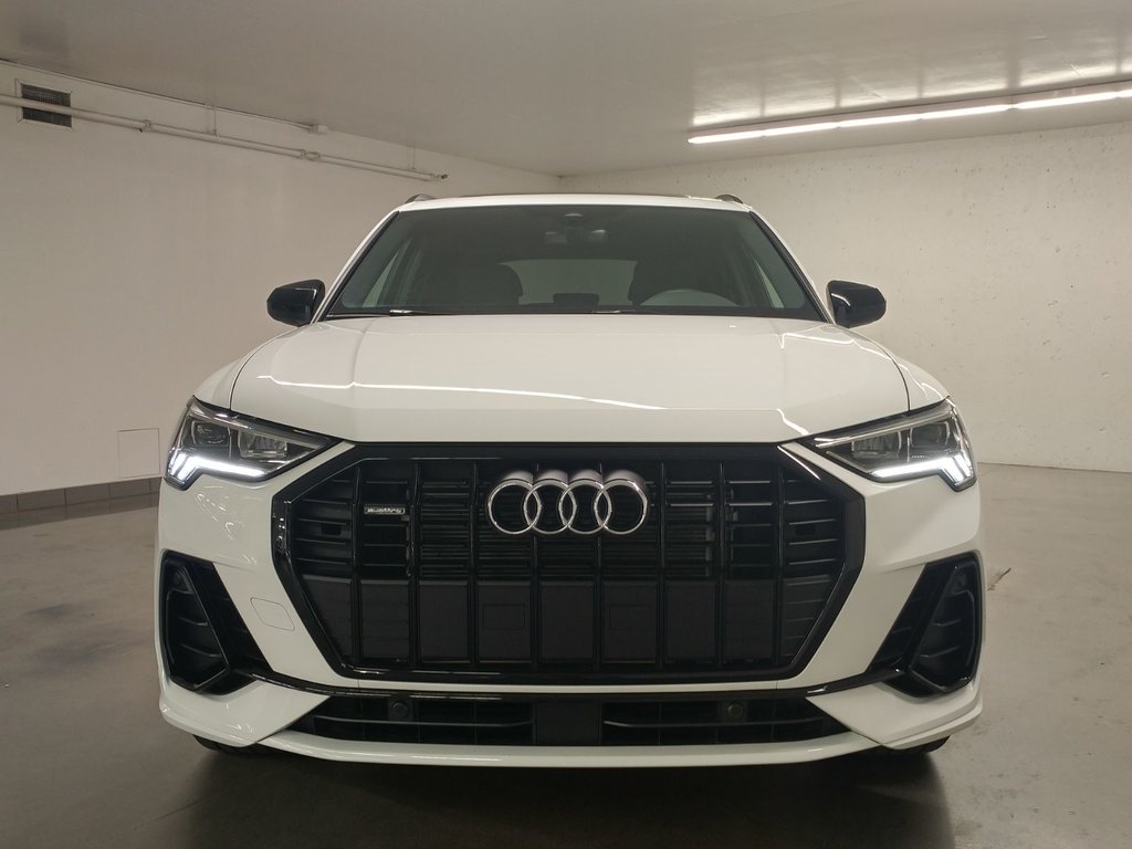 2025 Audi Q3 KOMFORT QUATTRO VORSPRUNG TOIT|CARPLAY|ANGLE MORT in Laval, Quebec - 2 - w1024h768px