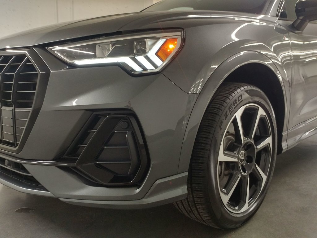 Audi Q3 PROGRESSIV QUATTRO S-LINE BLACK OPTICS TOIT PANO 2025 à Laval, Québec - 6 - w1024h768px