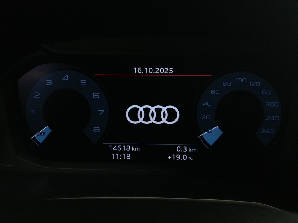 Audi Q3 PROGRESSIV QUATTRO S-LINE BLACK OPTICS TOIT PANO 2025 à Laval, Québec - 13 - w1024h768px