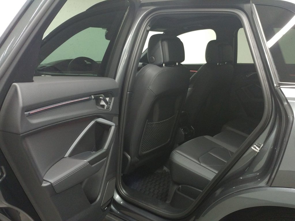 Audi Q3 PROGRESSIV QUATTRO S-LINE BLACK OPTICS TOIT PANO 2025 à Laval, Québec - 9 - w1024h768px