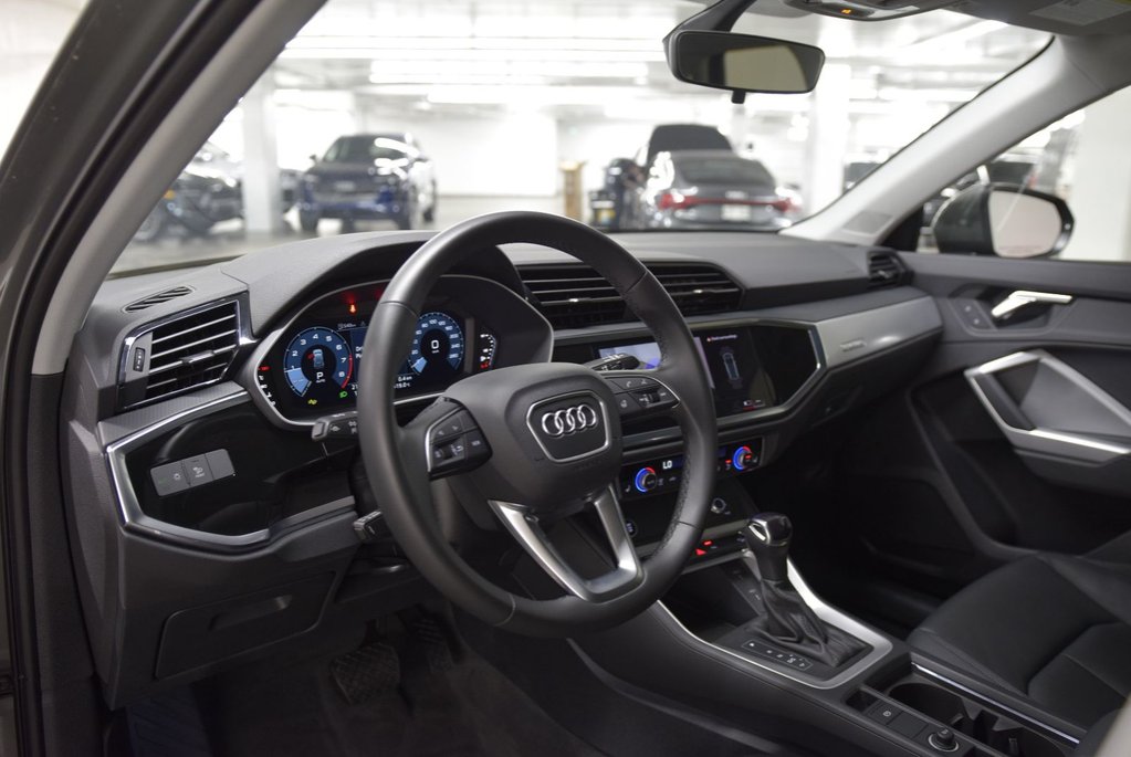 2025 Audi Q3 45 KOMFORT QUATTRO TOIT PANO|CARPLAY|CAMERA in Laval, Quebec - 12 - w1024h768px