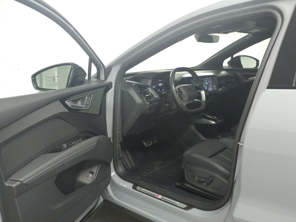 2024 Audi Q4 e-tron Sportback 50 E-TRON BLACK OPTICS | TOIT | CARPLAY | CAMERA in Laval, Quebec - 12 - w1024h768px