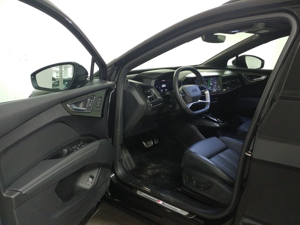Audi Q4 e-tron TECHNIK S-LINE BLACK PACK|TECH PACK|PREMIUM PACK 2023 à Laval, Québec - 12 - w1024h768px